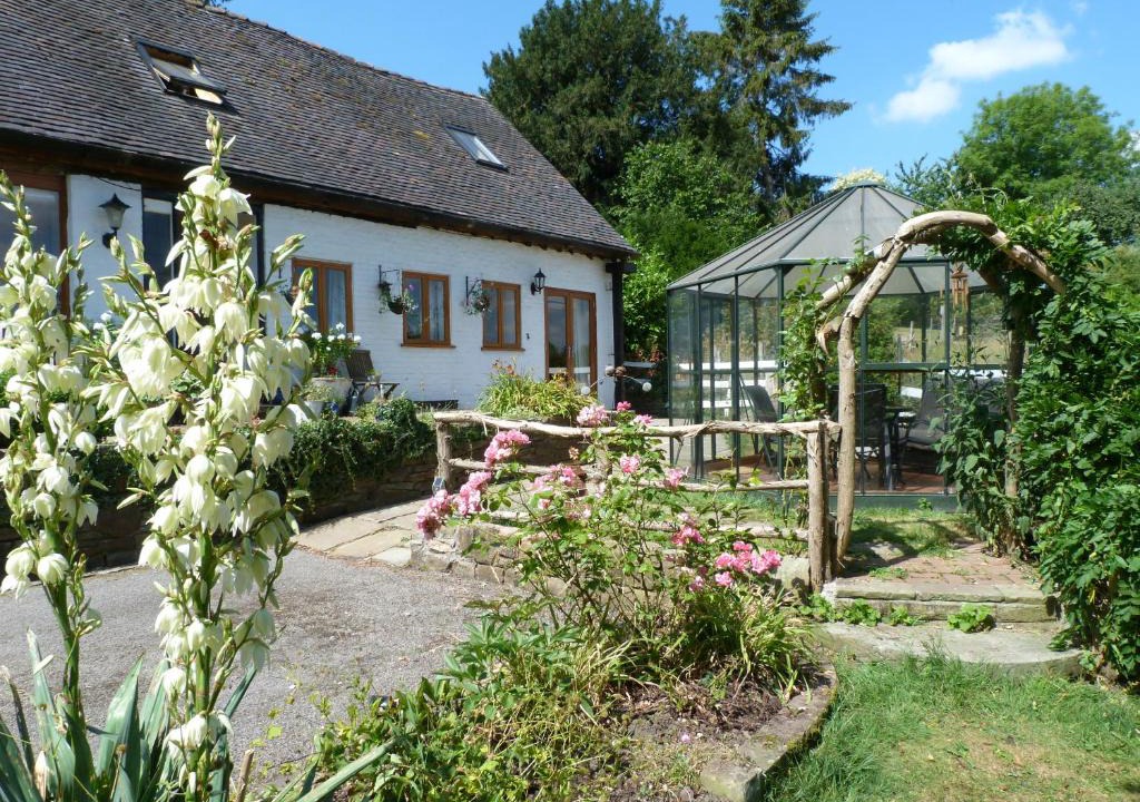 Warmingham Bed & Breakfast | Mill Lodge Cheshire