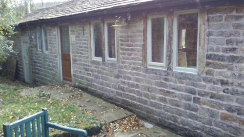 Saddleworth Apartment | Millstone cottage