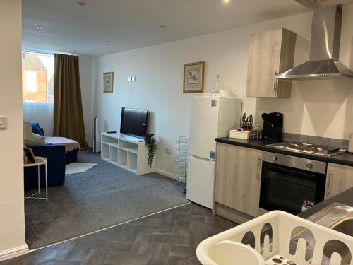 Goole Apartment | Modern 2 bed flat 1 min to station and amenities