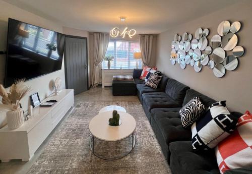 Durham House | Modern 4Bed Home Durham Sleeps 8 Parking & WiFi