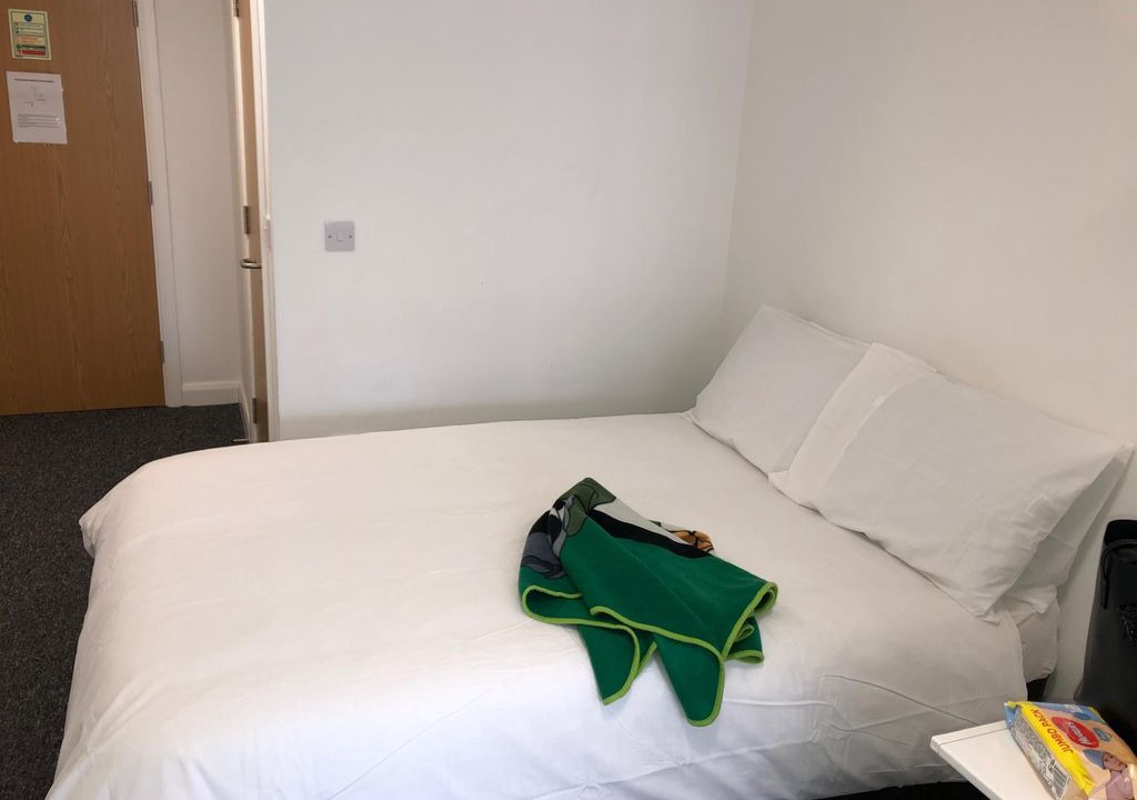Everton Apartment | Modern, Central Studio Flat in Liverpool
