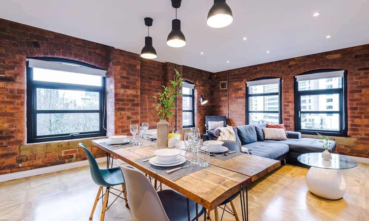Leeds City Center Apartment | Modern Flat in Central Leeds Walk to City Centre