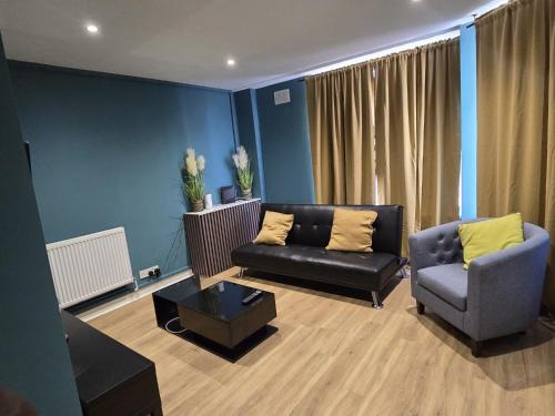 Hanham Apartment | Modern Ground Floor Apartment With Free WiFi And Parking