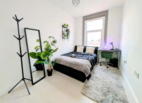 St. Leonard's Apartment | Modern Serviced Studio in London
