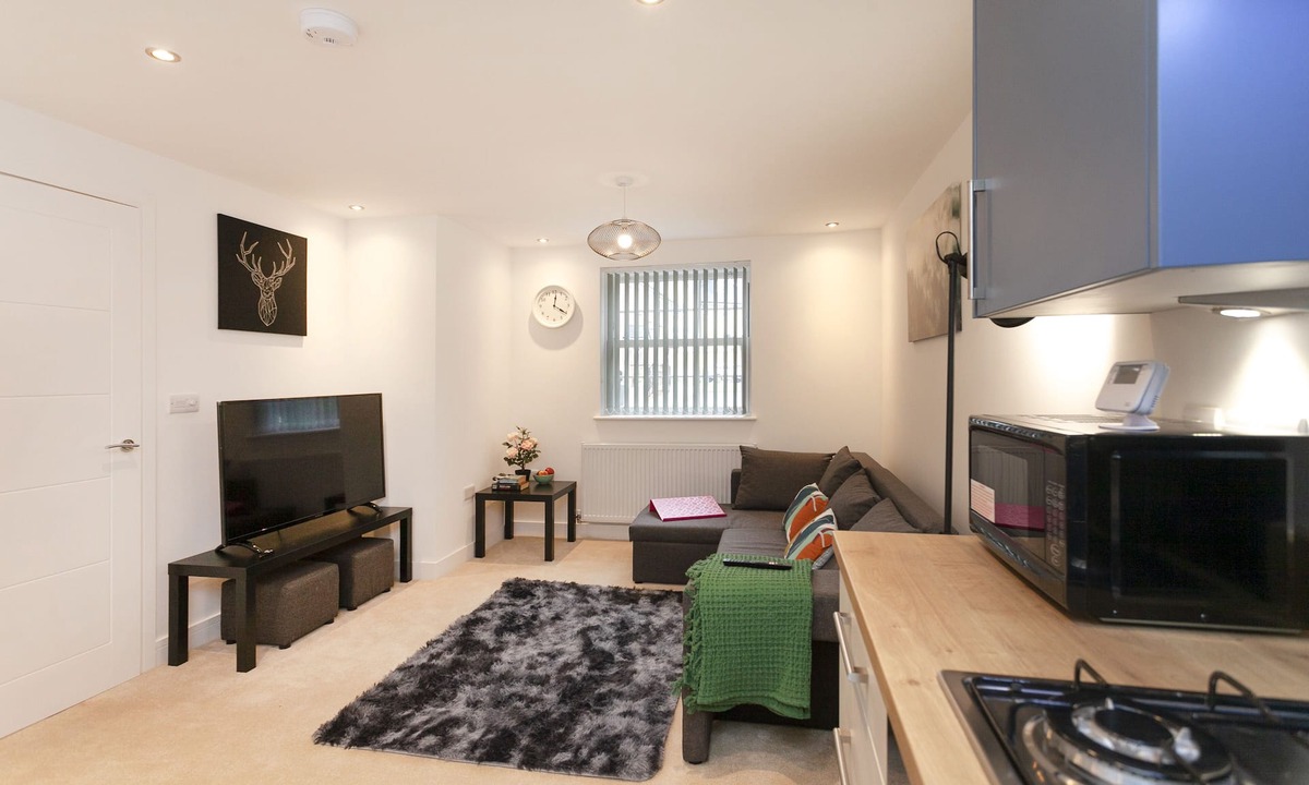 Worksop Apartment | *Modern*Wifi*Smart*Parking*