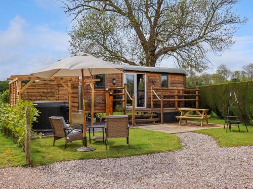 Denbigh House | Moel Y Parc