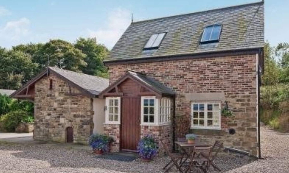 Stanley Cottage | Mole Hill Farm 5* Cottage
