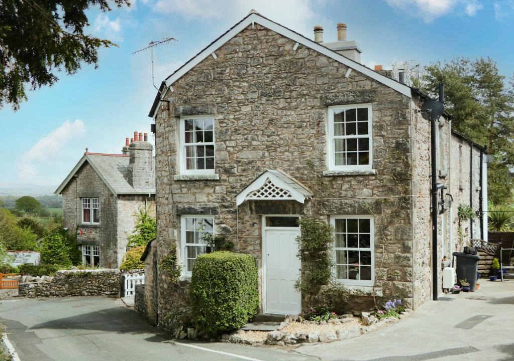 Lindale House | Mount Pleasant Cottage