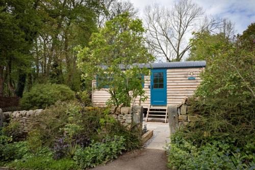 Baslow House | Mr McGregor’s Garden Shepherds Hut Chatsworth Estate