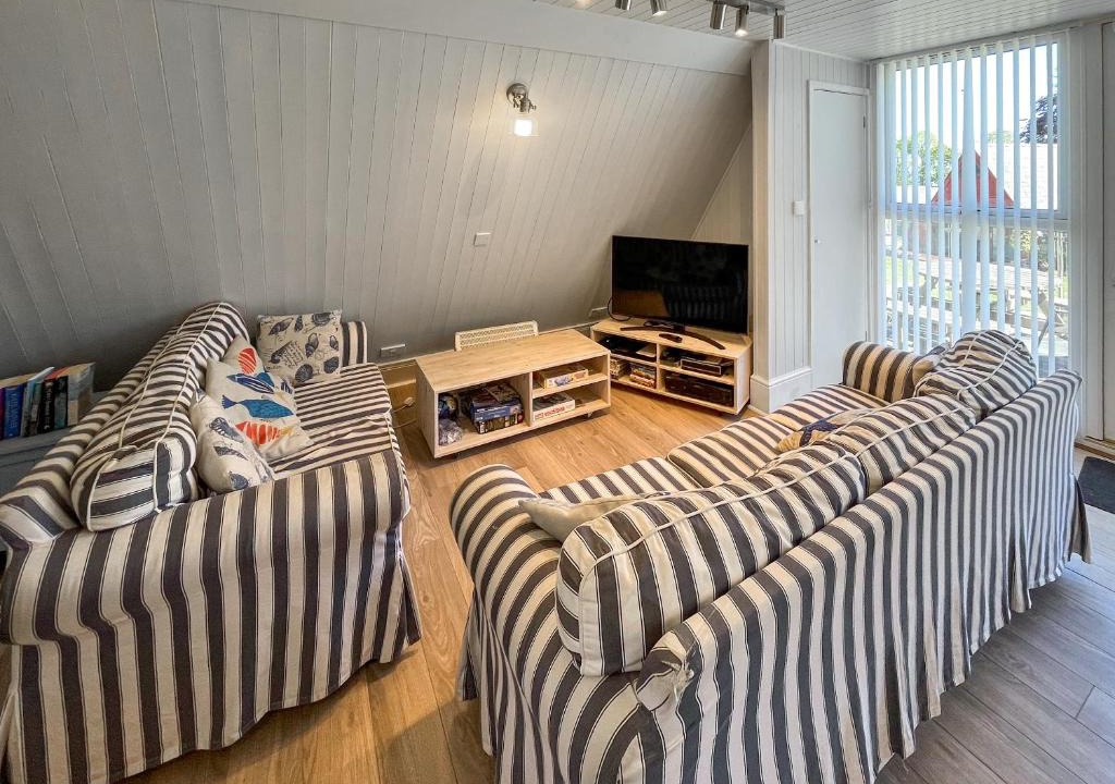 Martin House | Neptune Lodge