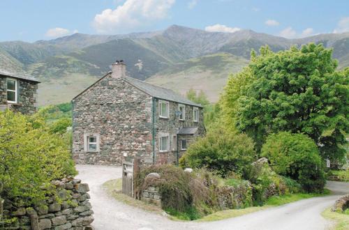 Scales House | Netherend