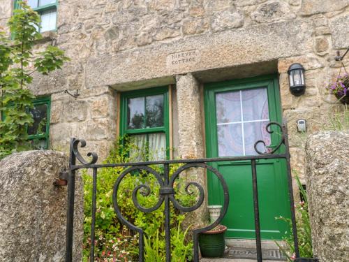 Lelant House | Ninevah