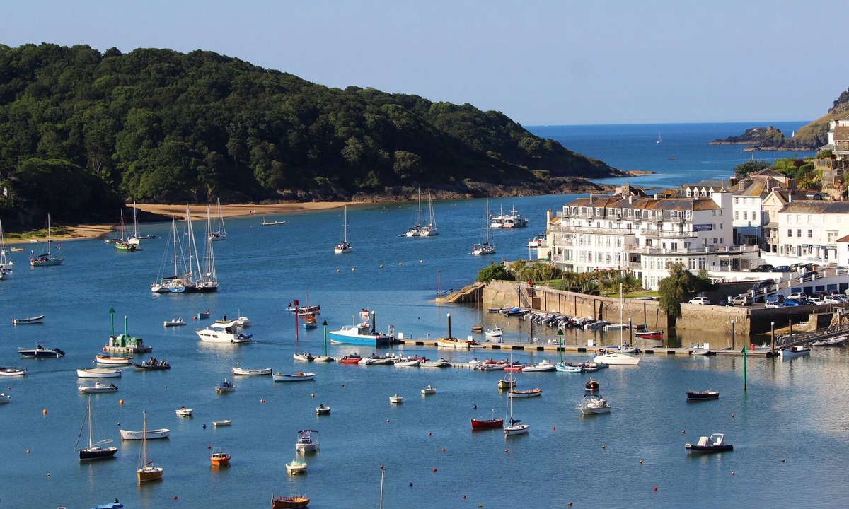 Salcombe Cottage | Normandy Watch