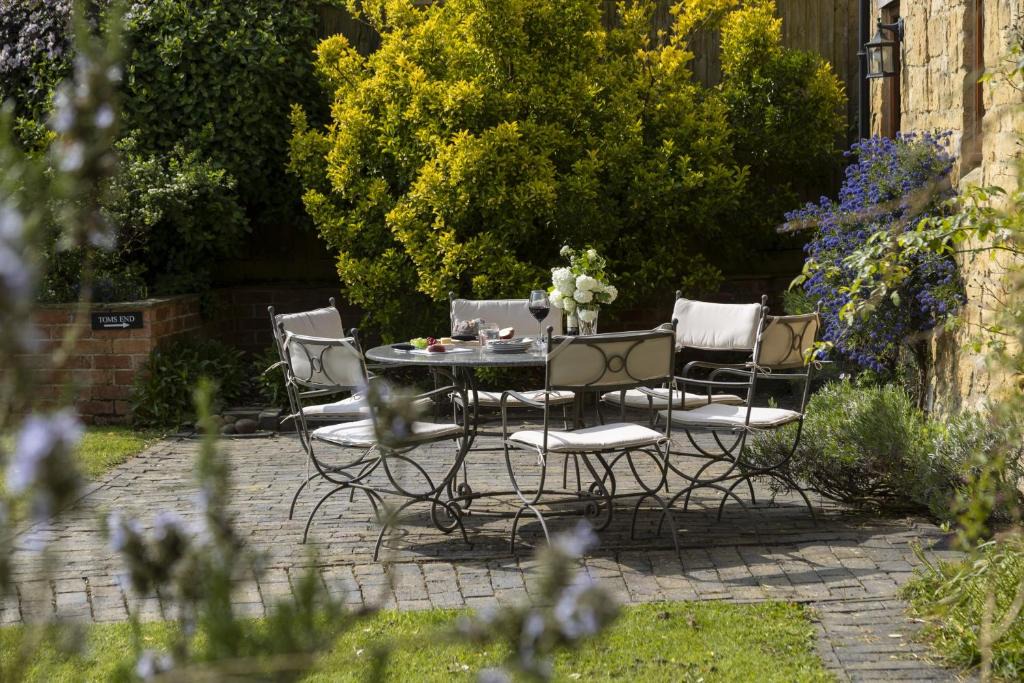 Wickhamford House | Norton Subedge Barn