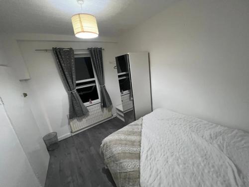 Forest Fields House | Nottingham Central Stay