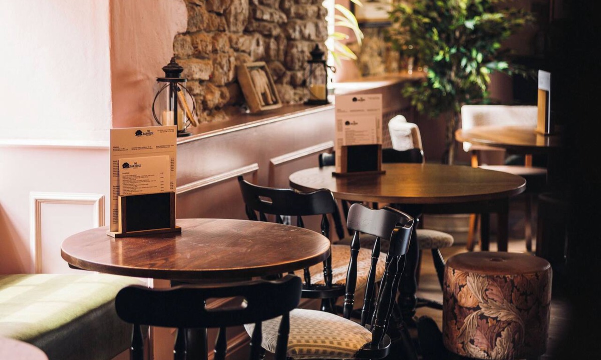 Axbridge Hotel | Oak House