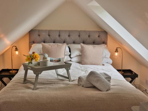 Maelor South House | Oak Tree Hideaway
