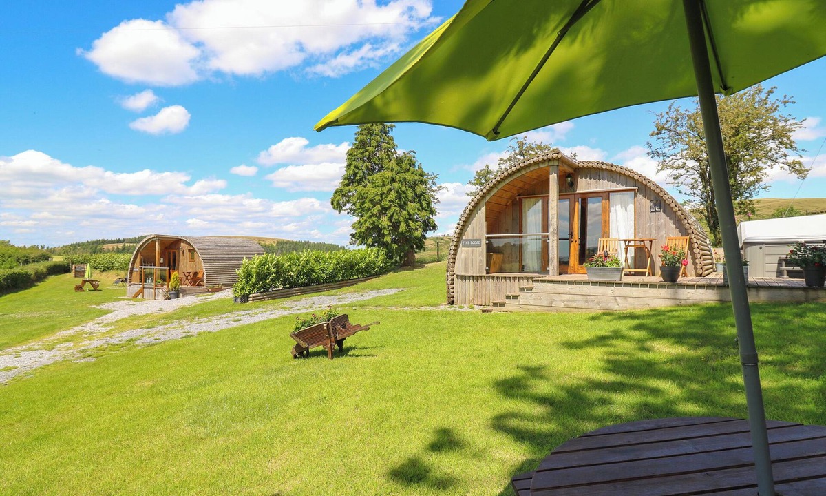 Llanddeusant Cottage | Oak View
