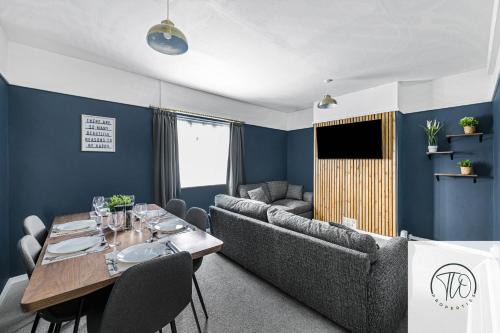 Peasenhall House | Oak View