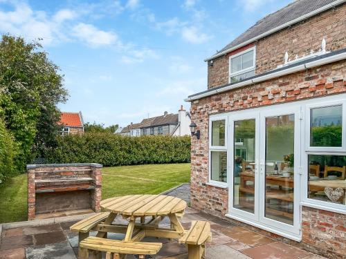 Leven House | Old Master's Cottage