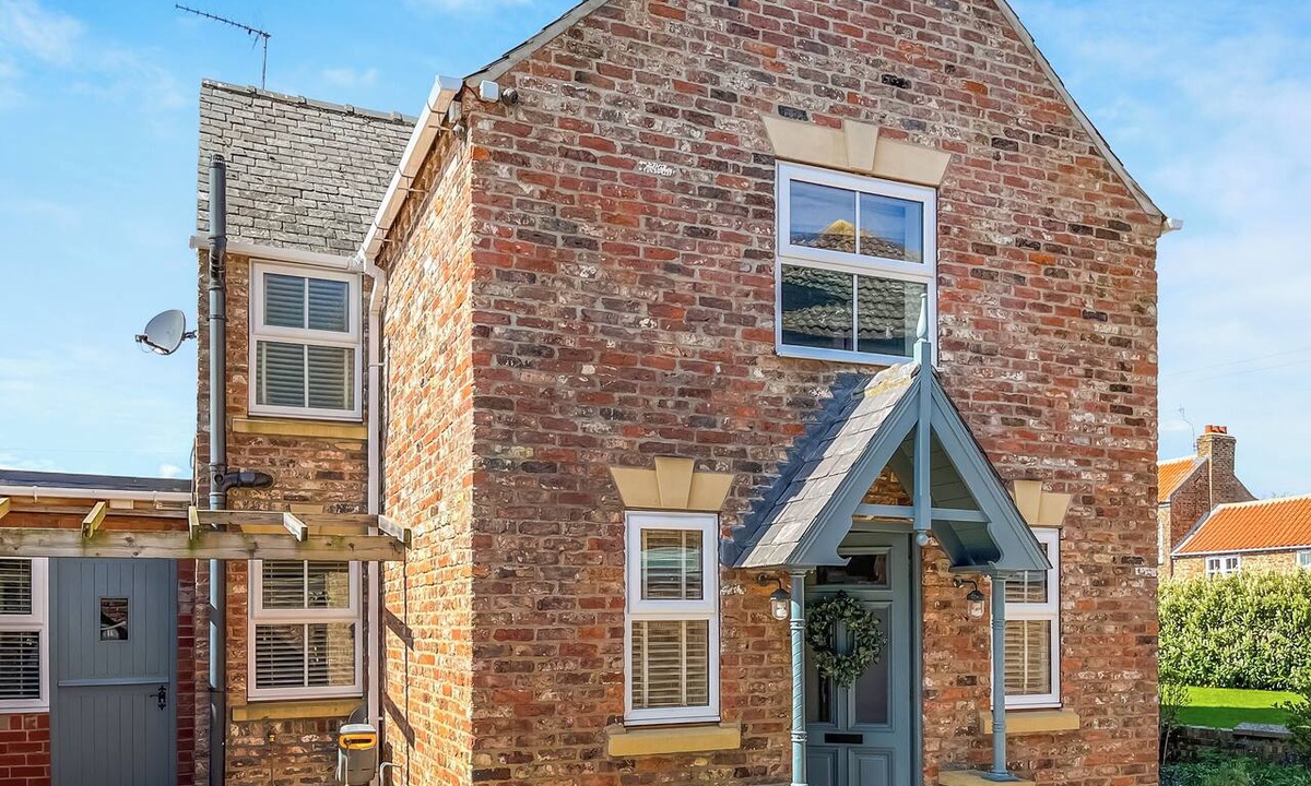 Leven Cottage | Old Master's Cottage