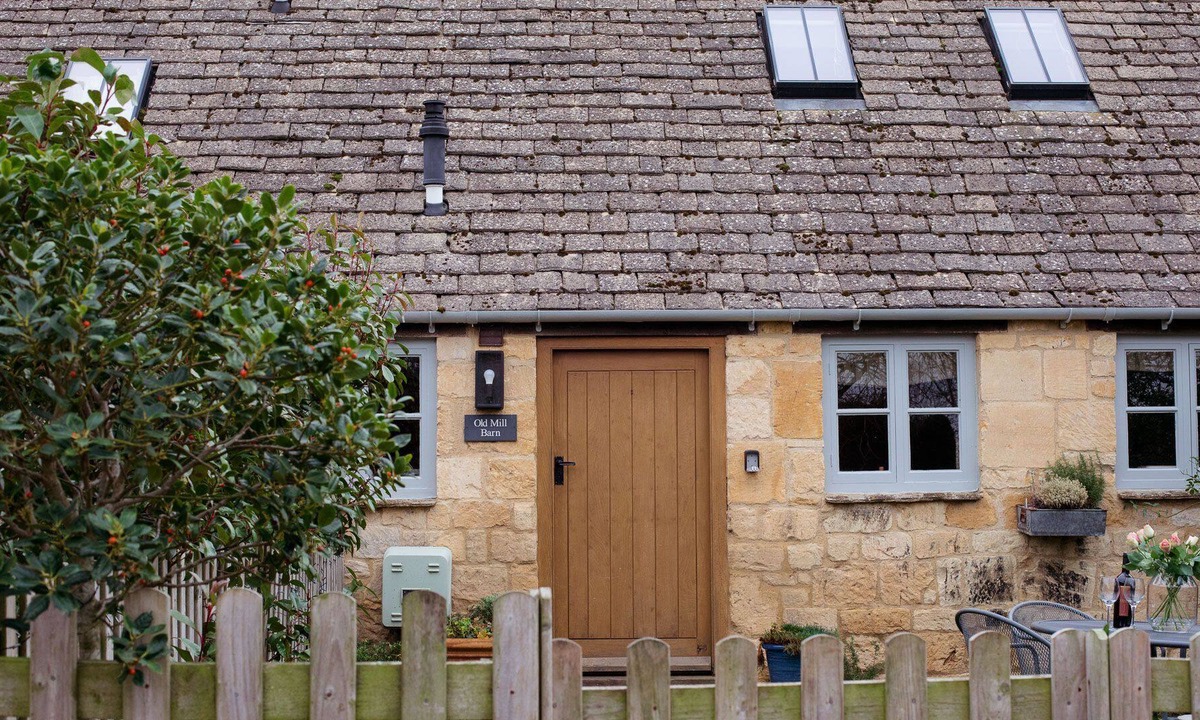 Chipping Campden House | Old Mill Barn - a norton grounds that sleeps 4 guests in 2 bedrooms