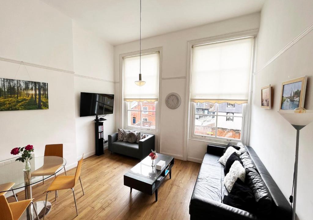 Harwich Apartment | On the Quay