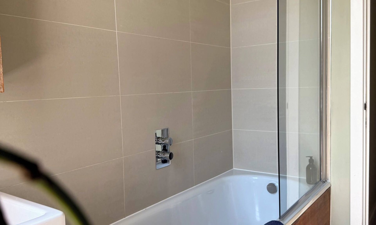 Brownswood Apartment | One bed flat five mins from tube, Islington