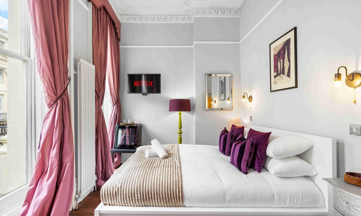 Brighton City Centre Apartment | Oriental Place