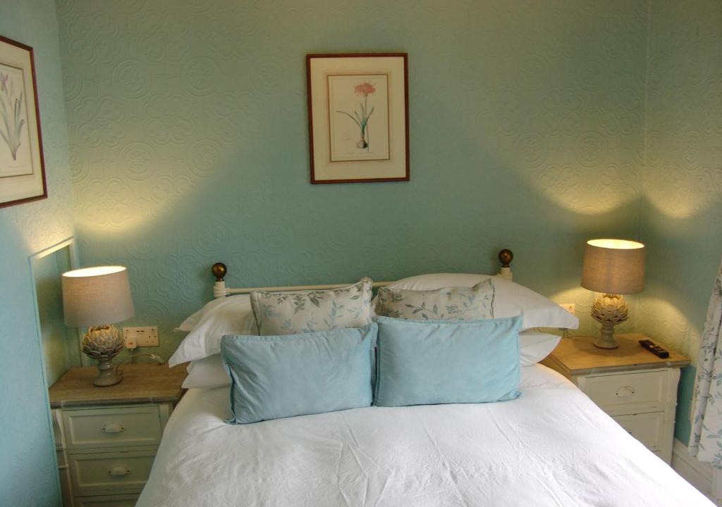 Stainburn Bed & Breakfast | Osborne House B&B Workington