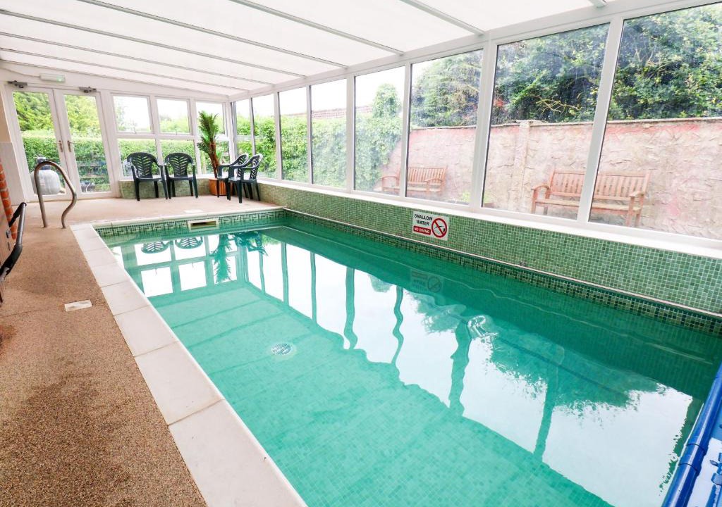 Newton-on-Rawcliffe House | Owl