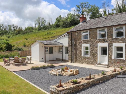 Llandyssiliogogo House | Pantglas