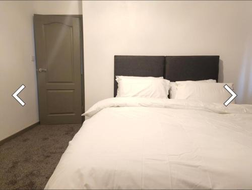 Oldbury House | Peace house