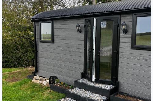 Bideford House | Peaceful Shepherd Hut near Clovelly