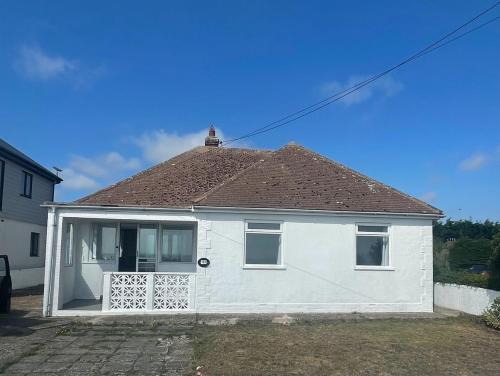 Lydd House | Pearl Cottage