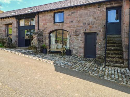 Longnor House | Pearls Farm Two