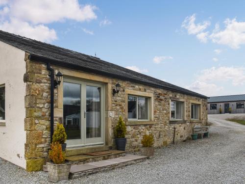 Fourstones Near Bentham House | Pendle View
