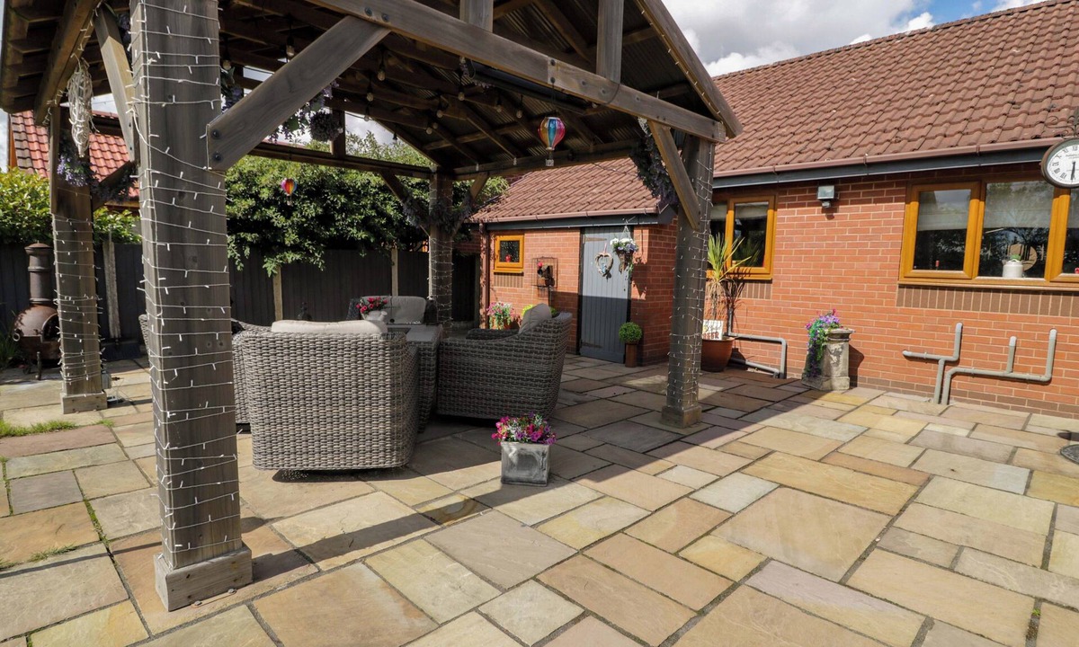 Acrefair Cottage | Pentre Country Studio