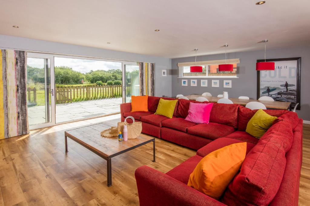 Winnard's Perch Resort | PointBreak celebration house Retallack Resort