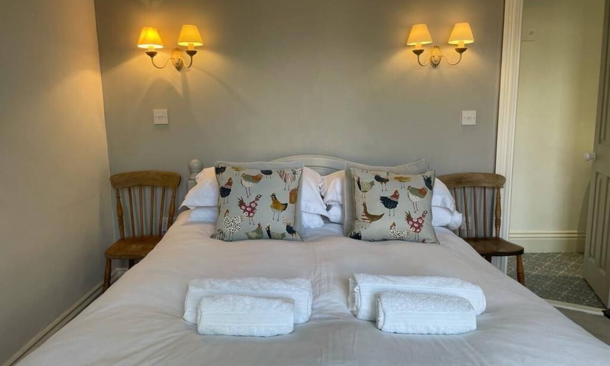 Clifton Bed & Breakfast | Poplars Farm
