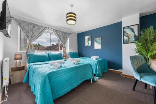 Binley House | Practical Stays for Serious Workdays