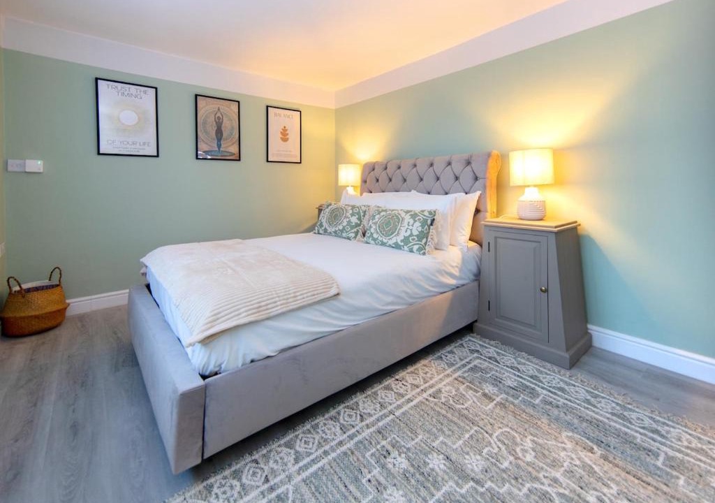 Ely Apartment | Private 2 Bed Escape with Huge Parking