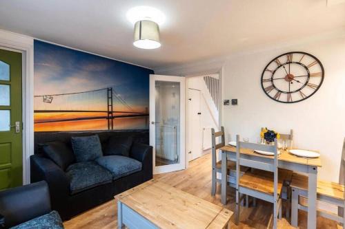 Barton-upon-Humber House | Quaint listed home in Barton