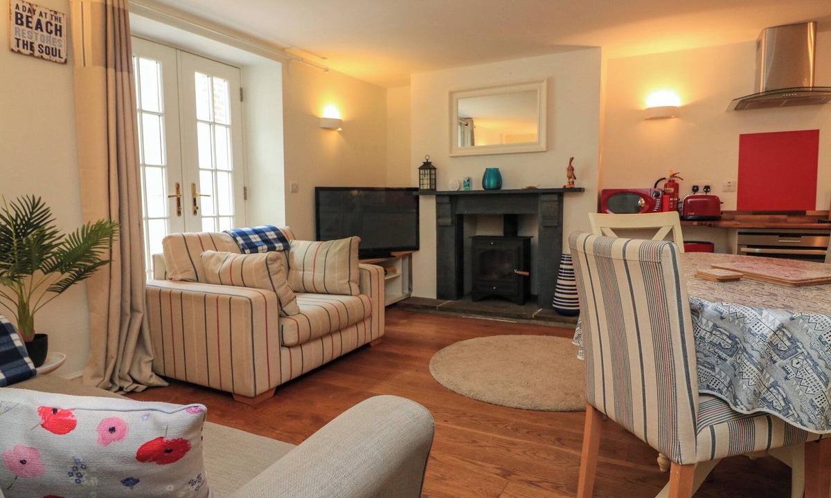 Salcombe Cottage | Quarter Deck