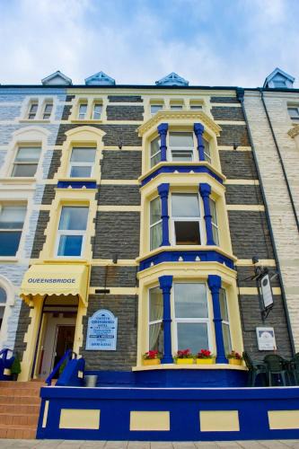 Aberystwyth Hotel | Queensbridge Hotel
