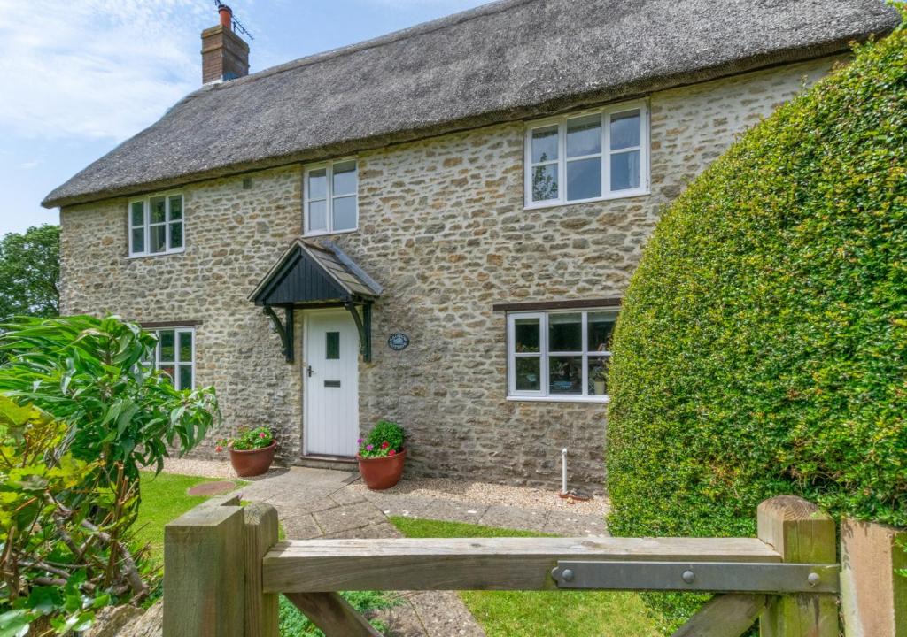 Littlebredy House | Rainbow Cottage