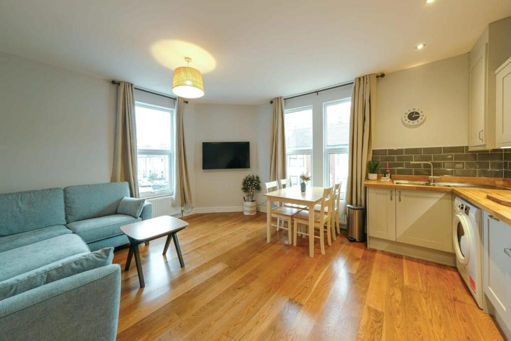 Southville Apartment | Raleigh 2 bedroom flat