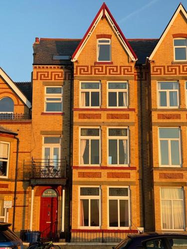 Rhyl Hotel | Rathmines