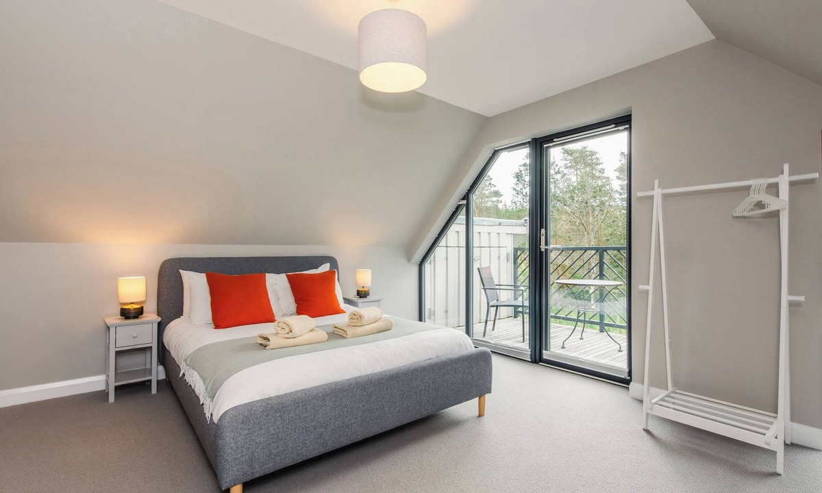 Alvie Cottage | Red Deer Lodge