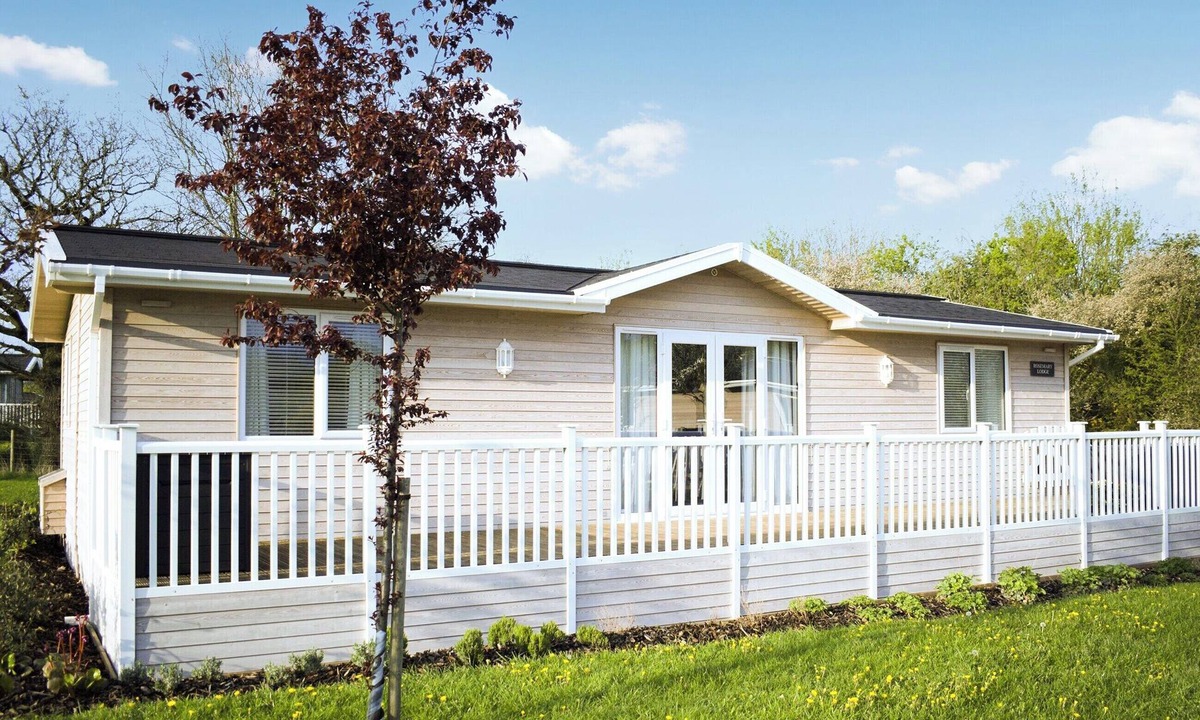 Willington Cottage | Relax and refresh with a stay at Rosemary Lodge.